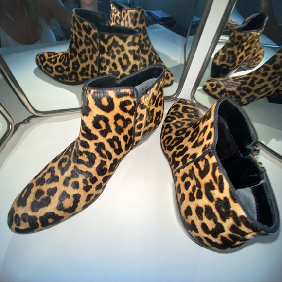 Sam Edelman Petty Booties - Picture 2 of 5